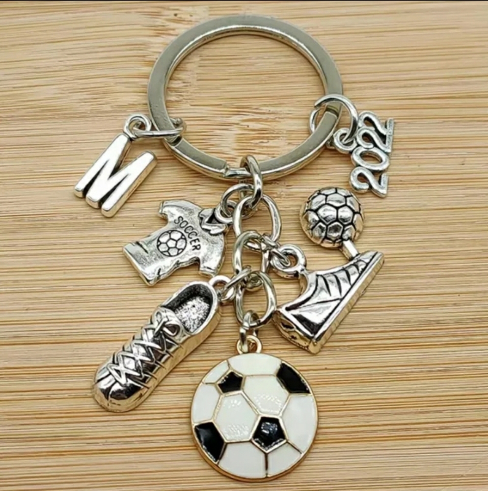 Last1⭐Football keychain - Picture 1 of 1